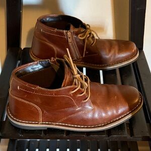 Steve Madden Tan Leather Chukka Boots